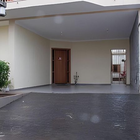 Casa Ampla E Confortavel Proxima Ao Santuario Aparecida  Buitenkant foto
