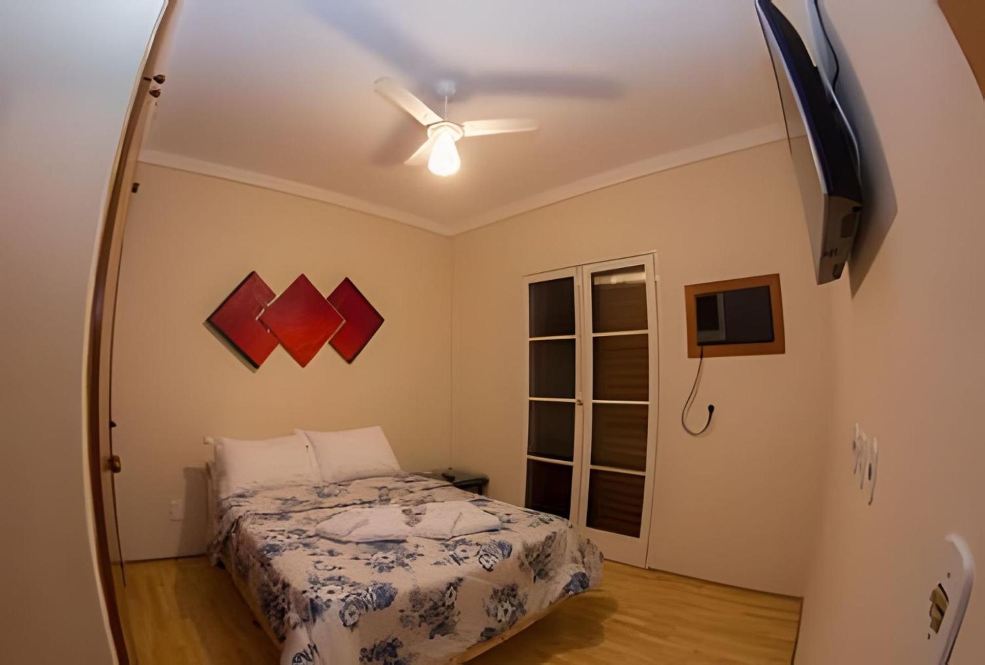 Casa Ampla E Confortavel Proxima Ao Santuario Aparecida  Buitenkant foto